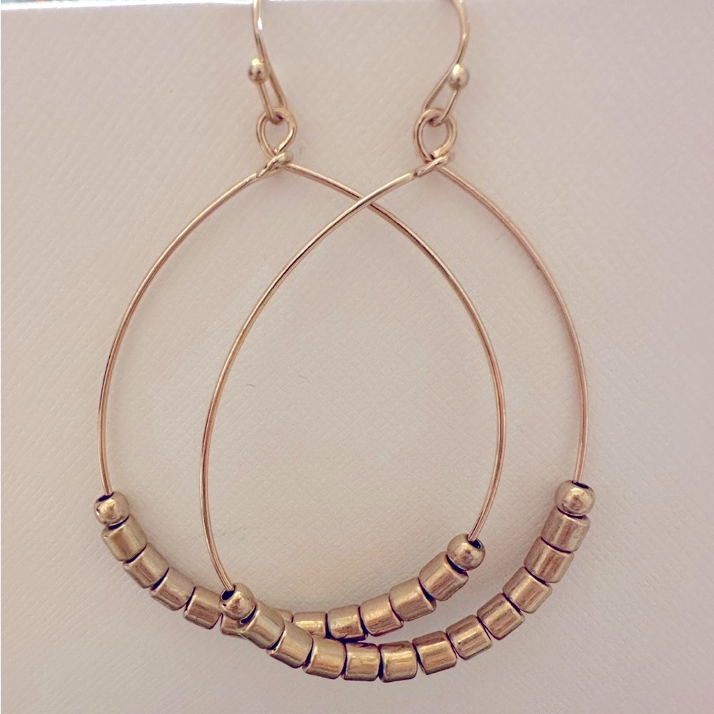 Gold toned artisan style earrings! Nickel free